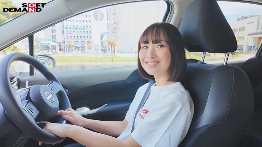 【初撮り】ちっちゃな現役ドM保育士 イジメられてたくさん潮も吹いちゃう敏感スレンダーボディ もっと自由にSEXをしたくて実家を飛び出すキラキラ笑顔の元気っ娘 22歳 石川くるみ サンプル画像 10
