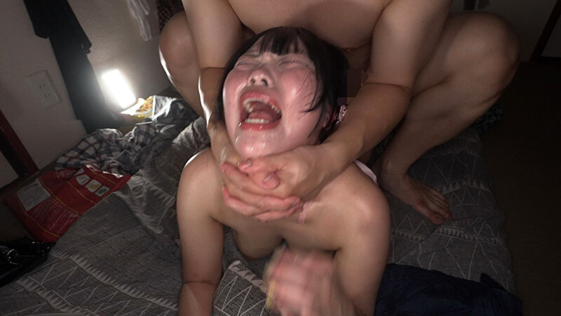 【アヘ顔ぶっ壊れ】強●クスリ漬け トー横地雷系女子を拉致って首絞めビンタイラマ折●!! ビチョ濡れ潮吹きガンギマリ堕ち!すずめゆら サンプル画像 15