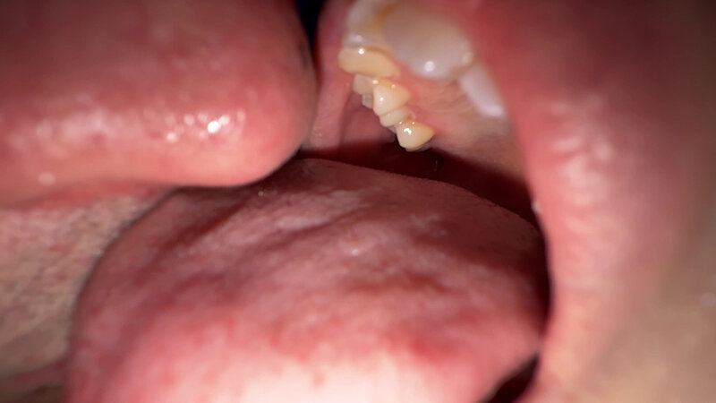 【個人撮影】谷田かりなのデカ舌ディープキス＆ツバ鼻吸い サンプル画像 16