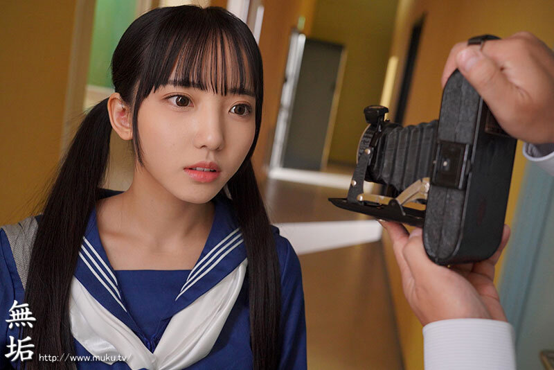 その身体は全部僕のいいなり。 絶対服従カメラ ～学級委員の優等生 美咲さん～ 美咲音 サンプル画像 2