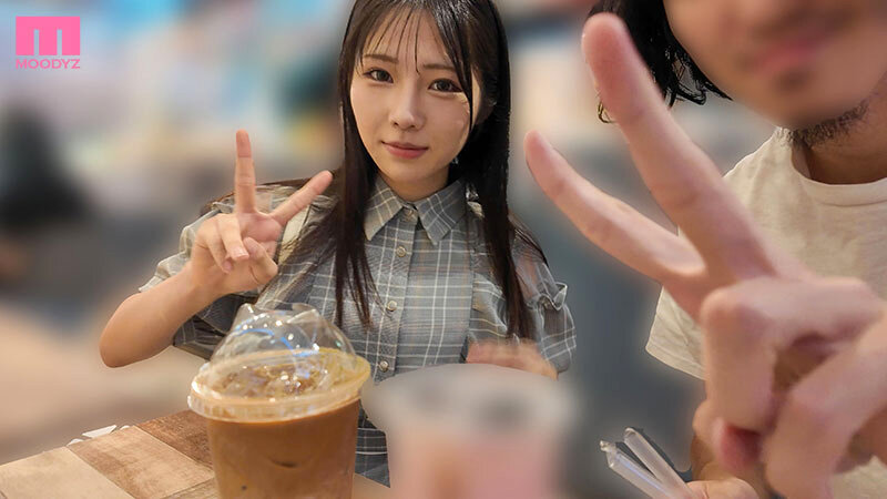 俺にホレてるっぽい友人の妹ちゃんとデートSEXしたけど、なんか飽きたからダチを誘って中出しマ●コ共有輪●して楽しみました。 夏色みか サンプル画像 1