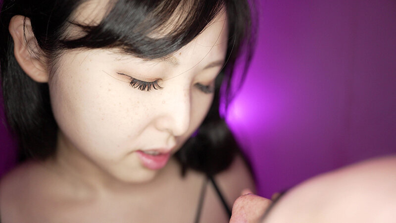 【個人撮影】横山夏希の酸っぱい舌で鼻責め＆唾ぶっかけ！ サンプル画像 10