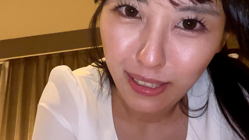 実況しながら鼻を辱めるドSお姉さんがM男に濃厚鼻フェラ サンプル画像 1