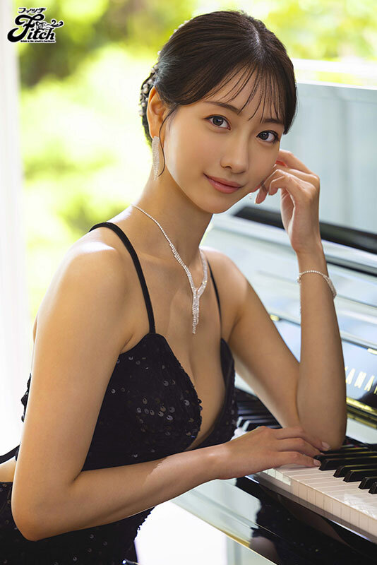 世界が注目した美しき天才ピアニスト 早瀬すみれAVデビュー サンプル画像 1