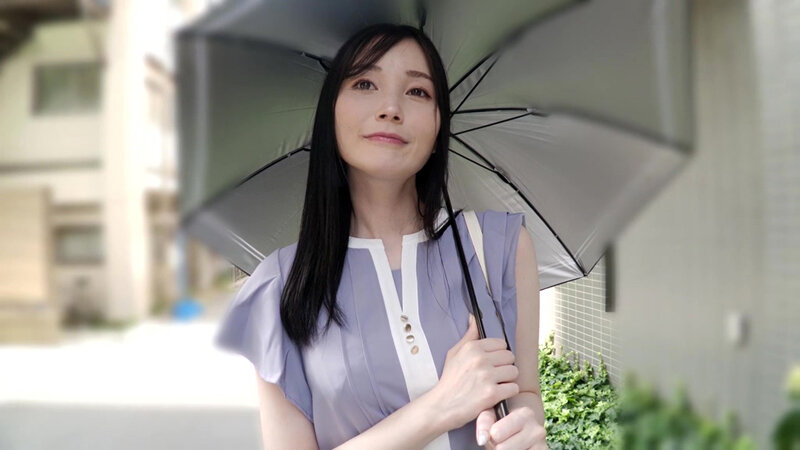 【4K】「何回出しても大丈夫…好きなだけしてあげるから」素人熟女妻たちによる童貞筆下ろし29 ALL2連続生中出し3組完全収録 サンプル画像 1