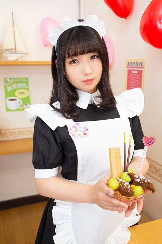 【VR】脱糞メイドカフェ まこのケツ穴ひり出しマスカットロパフェはいかがですか? 前多まこ サンプル画像 1