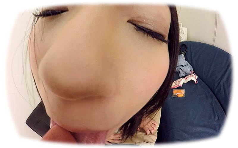 【VR】万引き女連行！変態おしおき部屋 南梨央奈 サンプル画像 2