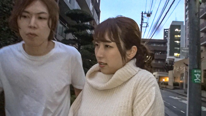 素人ナンパでセンズリ鑑賞3 見るだけでいいんです！だからちょっと僕のチ●ポ見てもらえませんか？ サンプル画像 14
