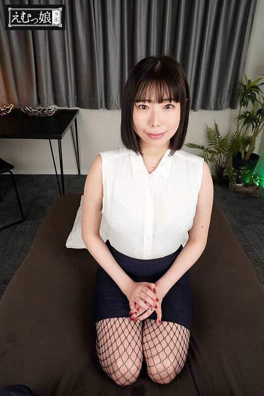 【VR】8K 超間近で絶頂ヒクヒクまで極限のケツ穴堪能！綺麗なお姉さんの超下品ぽっかりアナル覚醒VR 美波こづえ サンプル画像 7
