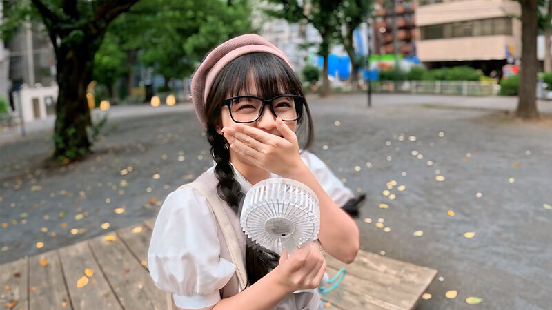 りおりお（21歳/Bカップ）【イラストを描くのが趣味な陰キャ地味オタク女子大生】ド変態マゾメス肉便器・3P【SNSで〇〇女子と繋がってみた！】 サンプル画像 1