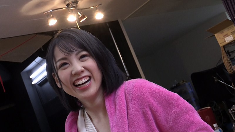 ★配信限定！特典映像付★快感！初体験！堀北わん 人前で初めてのお漏らしSEXドキュメント サンプル画像 19