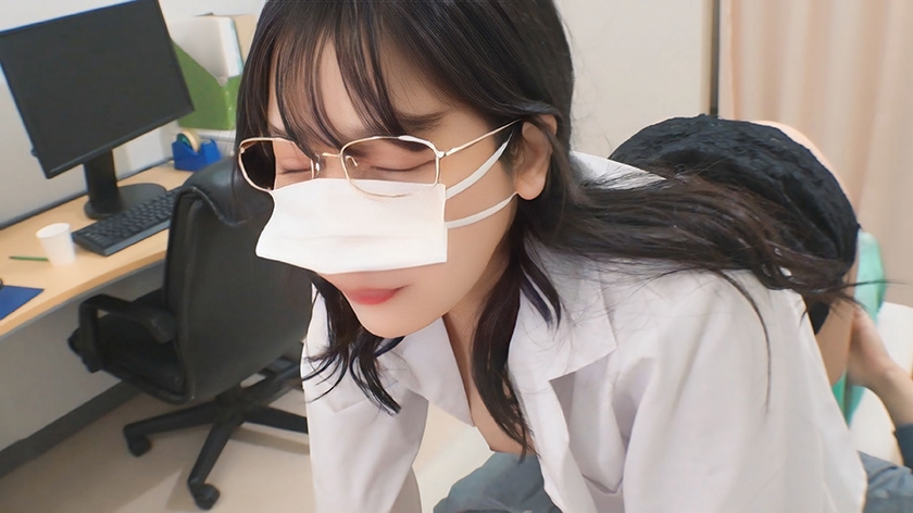 「これも検査なんですか！？」「はい！立派な検査です！」真面目な顔して敬語で診察～飲尿～中出し・精飲でしつこいくらいに捕精(ほせい)検査してくる泌尿器科の極淫痴女医#01 西野医師 サンプル画像 7