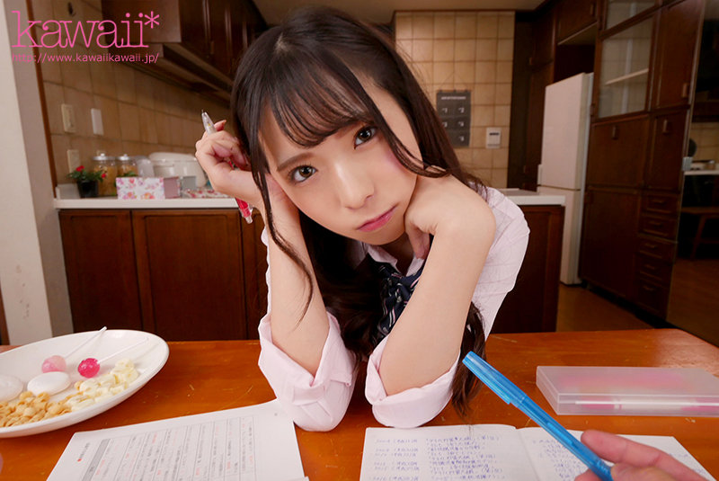 【VR】ASMR×顔面特化 家庭教師のボクに至近距離で密着ささやき誘惑してくる小悪魔えちえち生徒 天音ゆい サンプル画像 2