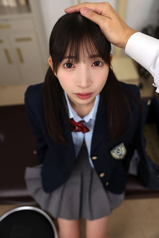 【VR】ここはイジメ被害者の避難所。入学当初から手厚く見てきた華奢ガリ生徒は、今では疑うことを知らない従順娘。 サンプル画像 3