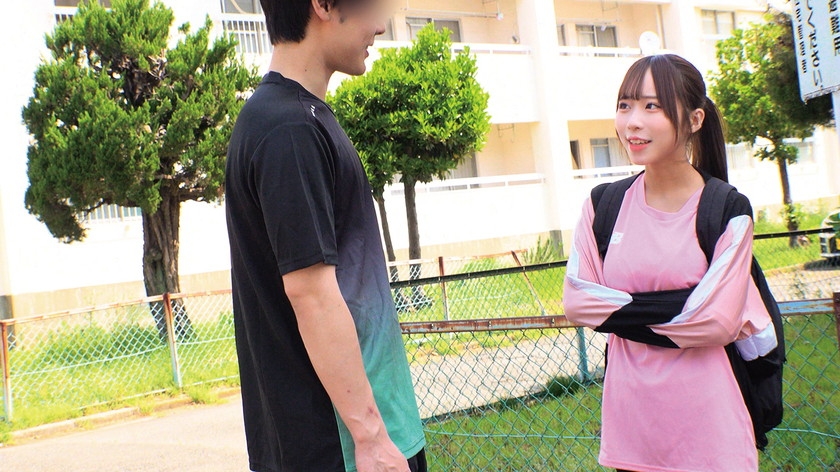 アスリートは性欲強い！？【レーシングブ○マ限定】陸上部女子大生がアダルト体力測定エロ近代5種に挑戦！勃起チ○ポ密着でセクハラ測定したら性欲爆発！！きつきつアスリートま○こにデカチン生挿入中出し！！ サンプル画像 1