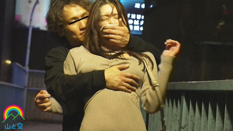 『お高くとまったセレブ妻さらおうぜw』繁華街をブラつく人妻を眠剤拉致 抵抗したら泣きじゃくるまで連発ビンタでわからせる!半グレ集団輪● 戸川なみ サンプル画像 3
