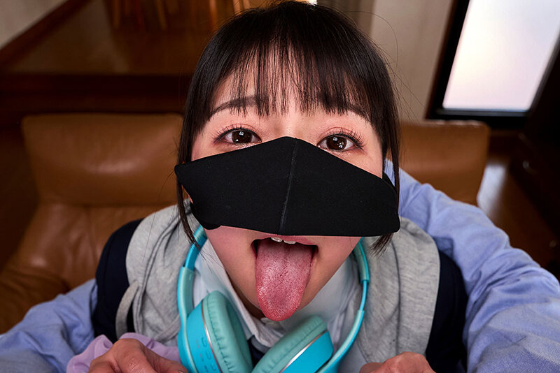 【VR】周りとは群れない黒マスク学生 上下の蒸れたオクチに何でもし放題 サンプル画像 8