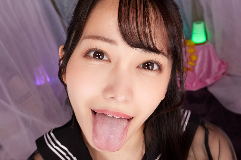 【VR】現役J系秘密クラブ 教師の僕が大潜入SPECIAL ミヅキのもちもち巨乳パイズリ！エナ＆アオイのノリノリフェラ！！ 弥生みづき/沙月恵奈/枢木あおい サンプル画像 5