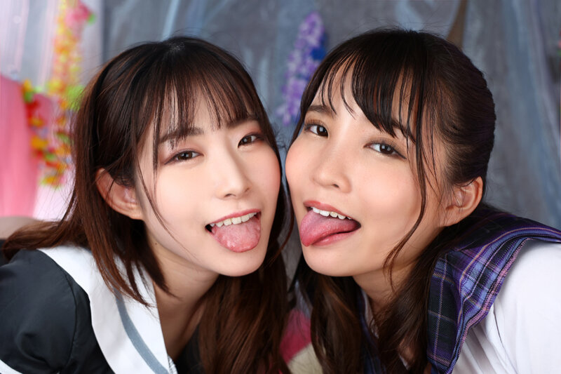【VR】現役J系秘密クラブ 教師の僕が大潜入SPECIAL ミヅキのもちもち巨乳パイズリ！エナ＆アオイのノリノリフェラ！！ 弥生みづき/沙月恵奈/枢木あおい サンプル画像 7