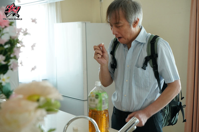 隣人に俺の妻が寝取られて。「薄壁越しに罵られた女装親父の怒り」編 黒川すみれ サンプル画像 6