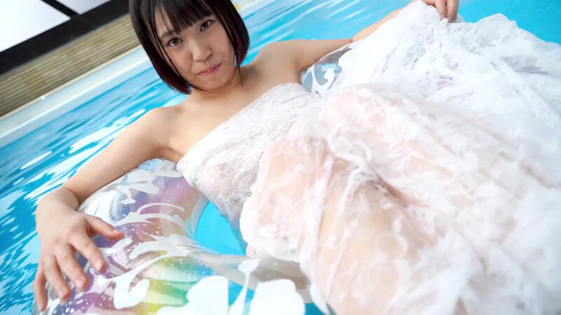 石田ふみ 10th Anniversary~コスって!ブルって!~ サンプル画像 2