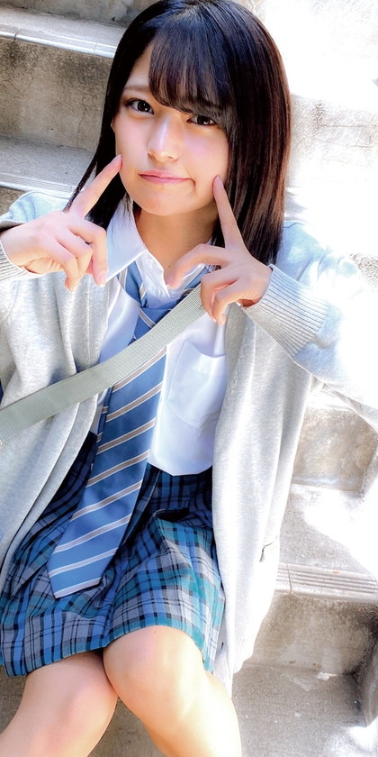 女子学生図鑑「クラスメイト紹介してください!」で紡ぐ制服の輪新・青い制服編Mちゃん出逢った瞬間に通じ合う相性抜群のち○ぽとま○こ!イキまくりのお祭り4PSEX!! サンプル画像 3