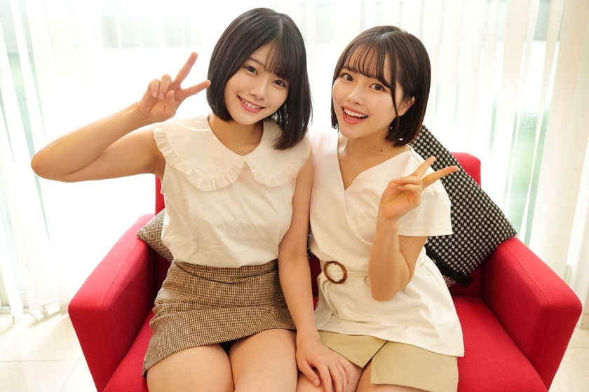 女子学生図鑑「クラスメイト紹介してください!」で紡ぐ制服の輪新・青い制服編Mちゃん出逢った瞬間に通じ合う相性抜群のち○ぽとま○こ!イキまくりのお祭り4PSEX!! サンプル画像 4