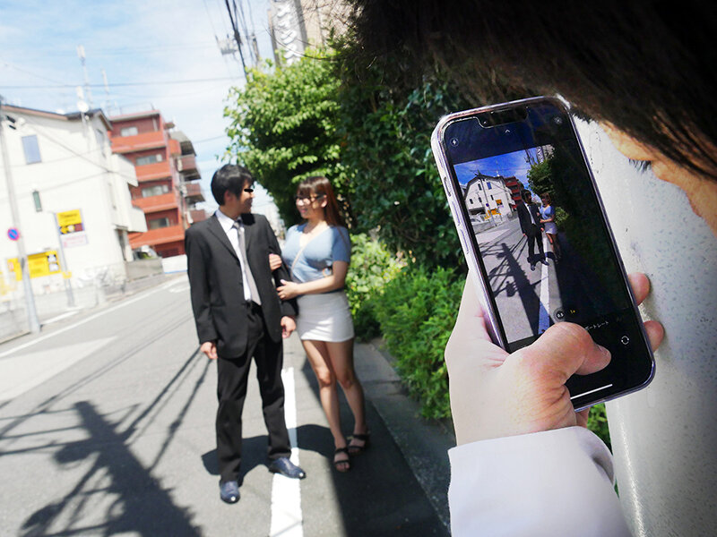 不倫現場をスマホで盗撮されて マゾペット巨乳人妻家庭教師 ゲス親子のいいなり性玩具に堕ちた奥様先生 三田サクラ サンプル画像 8