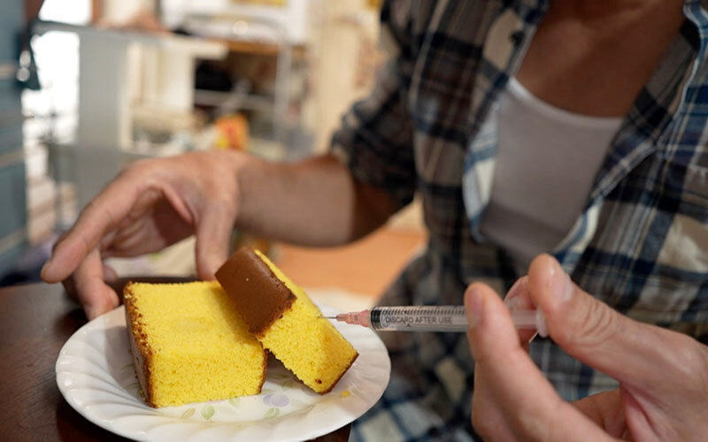 素人の縛り生中出し【敏感イキ狂い痙攣妻編】お隣の優しい奥さんが料理のお裾分けをくれたので、カラダも一緒に食べてあげました。 平岡里枝子 サンプル画像 2