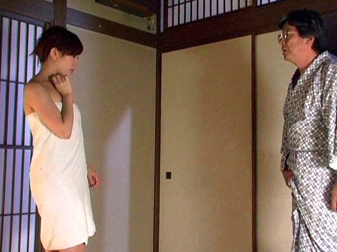 息子の嫁に手を出す狂いオヤジ サンプル画像 1