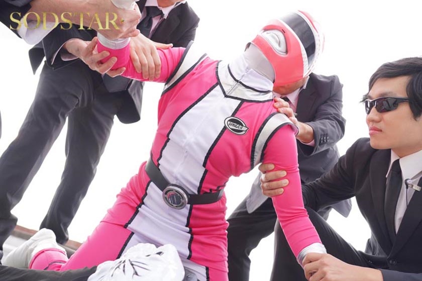 【特典版】【機密情報File】ピンクレンジャー戦闘後の解放SEX 闘争本能の余韻で戦い後の性欲は極限まで高まり絶倫になっていた MINAMO サンプル画像 2