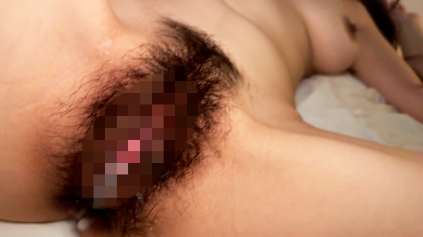 爆乳清楚系グラドルの奇跡。淫乱本性剥き出しの1時間半。未処理剛毛の膣内に大量の精液を注ぎ込む衝撃映像。 サンプル画像 10