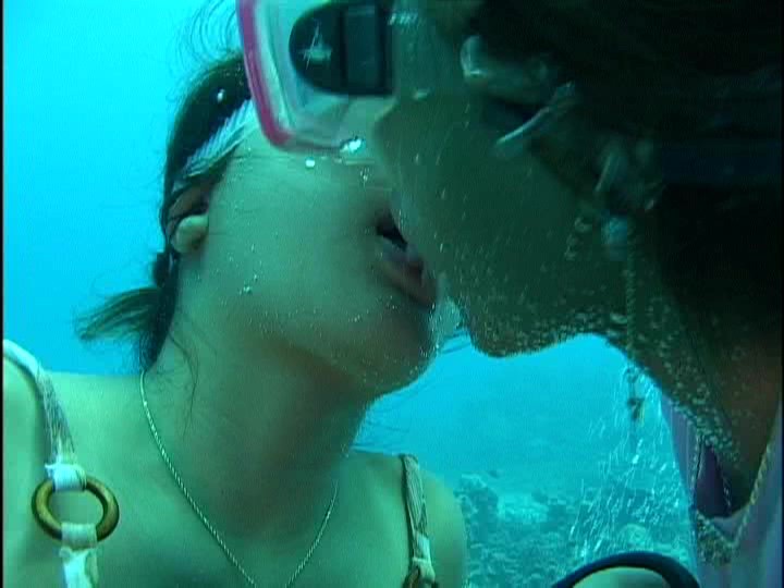 AQUA SEX ~南の島で水中FUCK!~ サンプル画像 1