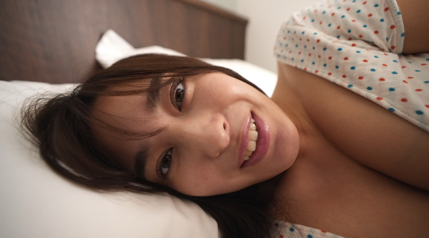 平田梨奈  触れあうとき サンプル画像 1