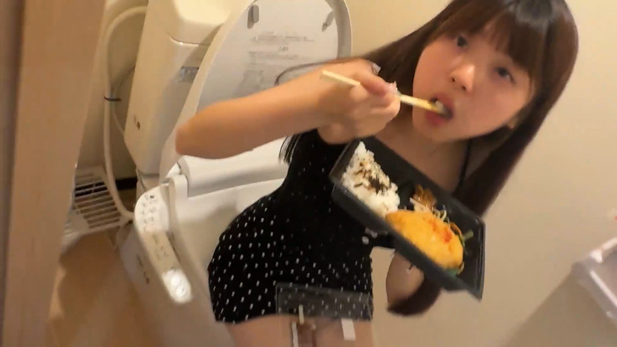 ちかちゃんトイレで早弁 サンプル画像 5