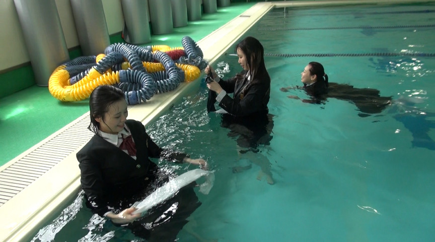 基礎練習は制服水泳 サンプル画像 4