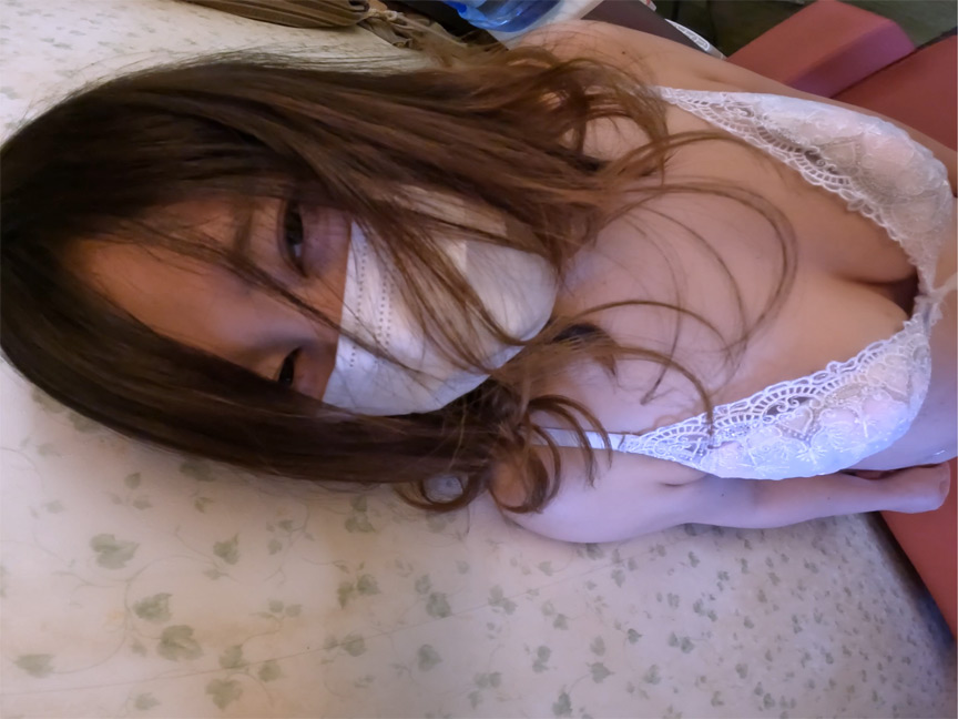 ライバー降臨AV堕ち腹パンチ女体耐久テスト サンプル画像 3