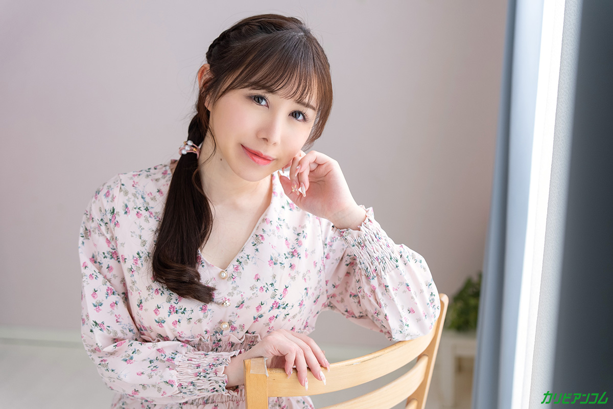 Debut Vol.103 ~エロポテンシャルを秘めたミステリアス美女~ サンプル画像 1