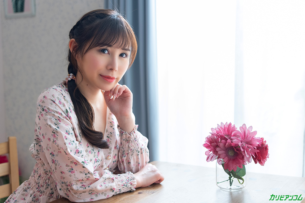 Debut Vol.103 ~エロポテンシャルを秘めたミステリアス美女~ サンプル画像 2