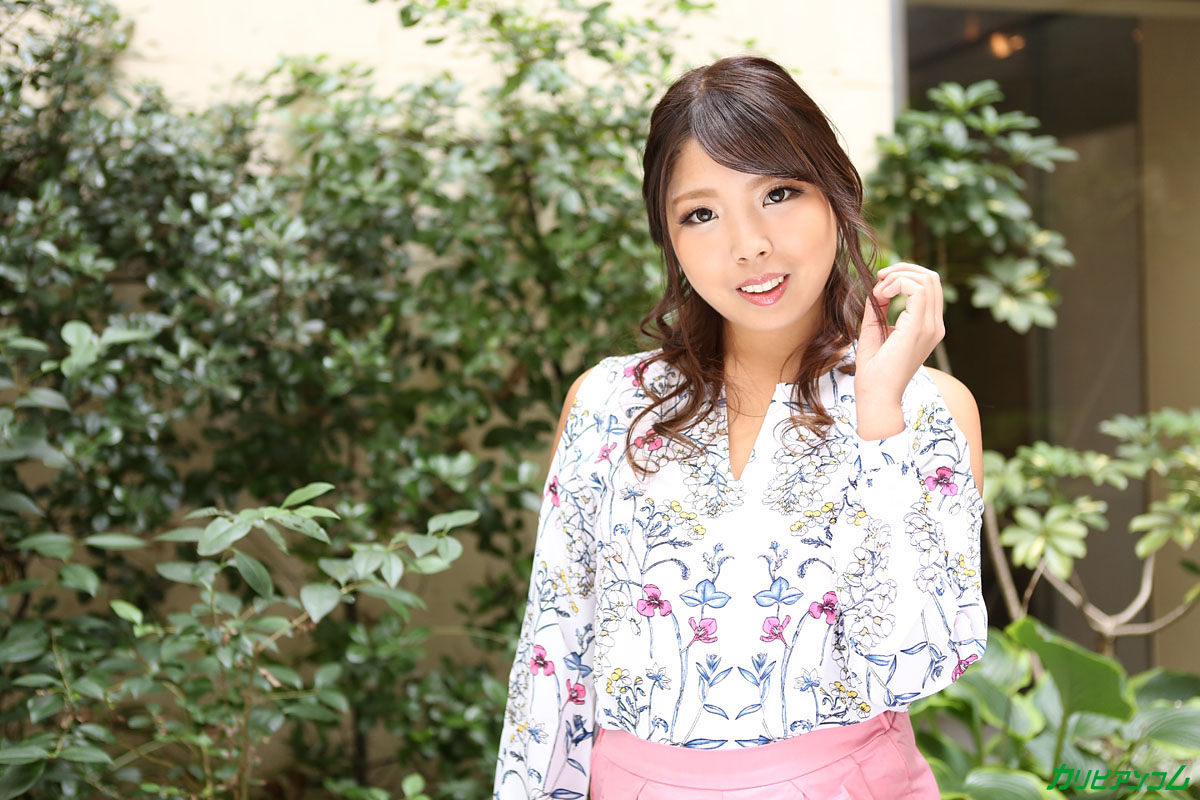 中年親父を逆ナン！不倫で人生転落させちゃうぞ サンプル画像 1