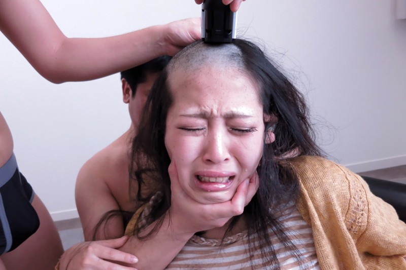 現役6大学所属女子大生 騙し刈り全身剃毛 落ち武者×スキンヘッド凌●FUCK 高見理紗 19才 サンプル画像 15