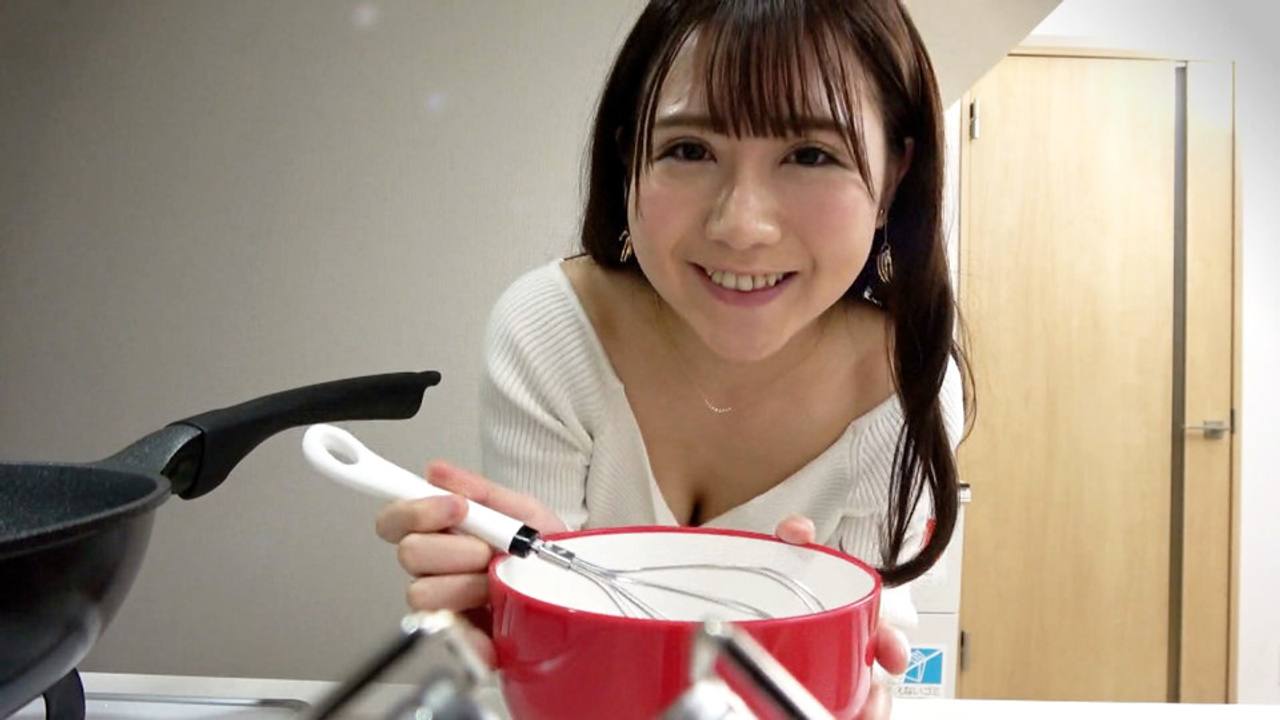 【しろーとLOVETube】【美】乳！尻！顔！声！4B揃った小動物系モテ女！超敏感なやわふわFカップを揉みしだく！ サンプル画像 1