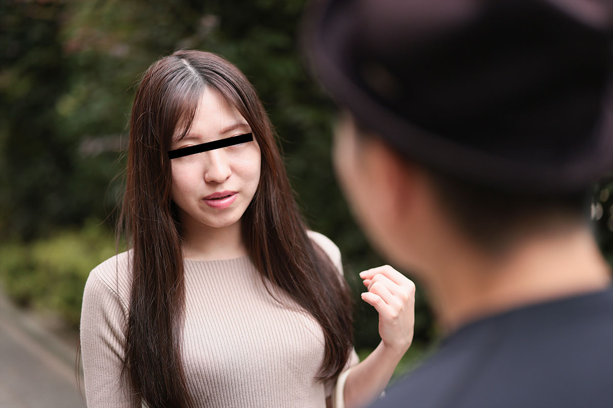 奥さん、今はいてる下着を買い取らせて下さい！~一見お硬そうで実はエッチ好きな人妻~ サンプル画像 1