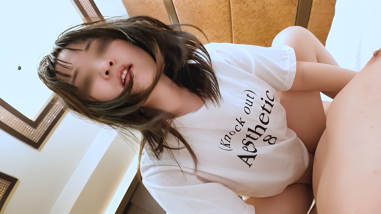 【無修正ｘ個人撮影】路上で声をかけたコがヤバい…乳首が性感帯！触っただけでヒクヒク…ビックン!!純粋そうな見た目とは裏腹にスパイダー騎乗位がしゅごい！ サンプル画像 1