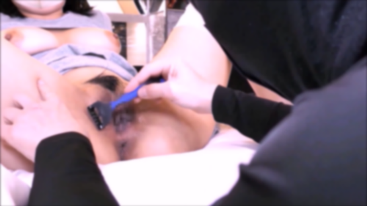 【藻有】第23弾登場！　Hカップ激シコ美女のゆりちゃん登場、剃毛から中出しフィニッシュまで全部入り（前編）【特典有】 サンプル画像 3