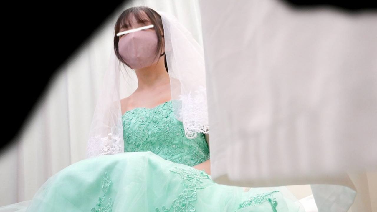 vol.74後編【花嫁さんの生着替え】幸せ絶頂！貧乳花嫁さんのお色直し　２名分 サンプル画像 3