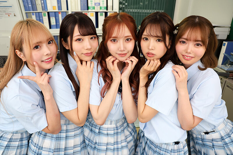 【VR】おいでよパコパコ学園祭！！クラスの顔面ビジュアル最高峰の制服美少女とヤリまくり絶頂FESTIVALクラスのTOPグループとハーレムSEX！！編 百瀬あすか 斎藤あみり 新井リマ 蘭々 尾崎えりか サンプル画像 17