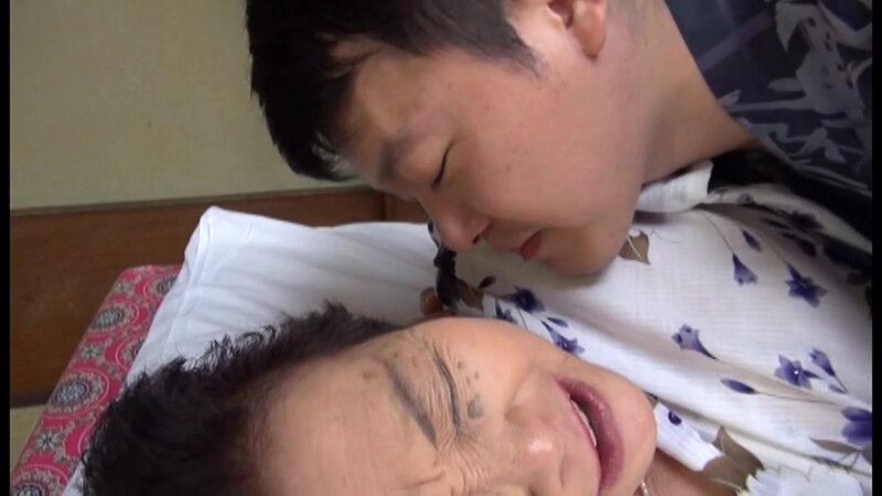 お婆ちゃんに溺れる温泉旅行 サンプル画像 6
