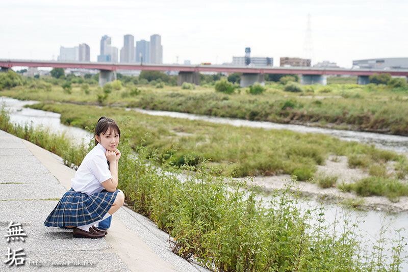 純粋無垢。 無垢史上最高レベル。10年に1人の逸材美少女AVデビュー 咲月ひな サンプル画像 1