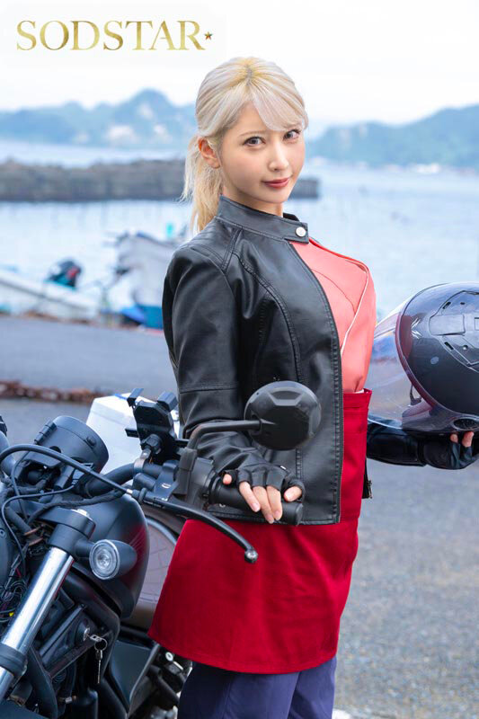 離婚したてのぼくが大型バイクにまたがるギャルライダーとツーリングで運命的に出会い 彼女が営む海沿いの民宿でたらふくご馳走になって一晩中なまハメしまくって12回射精した 夏目響 サンプル画像 20
